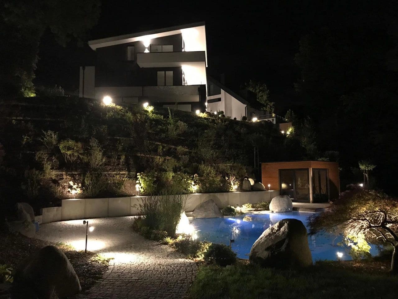Villa II: Moderne Privatresidenz